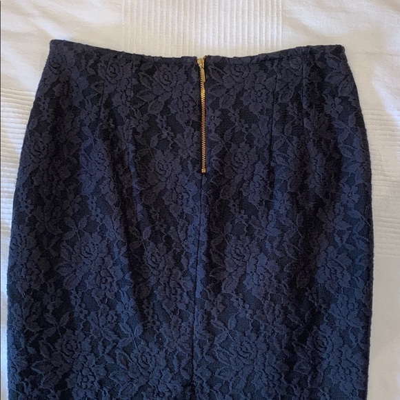 Skirt - Picture 2 of 3